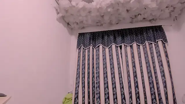 Lauu G online show from November 2025 10:37:01 AM