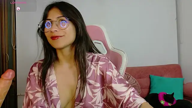 Snapshot of Jade_Zephyra chatting on February 2026 11:25:01 PM Jade Zephyra online show from February 2026 11:25:01 PM