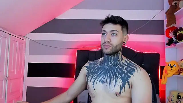 Snapshot of _tatho_perovich_ chatting on December 2024 04:02:02 AM tatho perovich online show from December 2024 04:02:02 AM