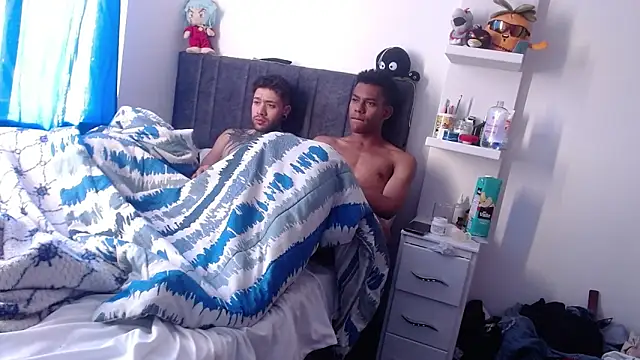 Snapshot of _tatho_perovich_ chatting on January 2025 01:20:01 PM tatho perovich online show from January 2025 01:20:01 PM