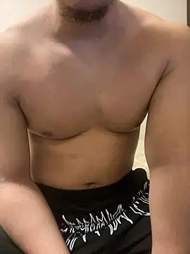 YU-KI00 online show from December 2025 06:08:02 AM