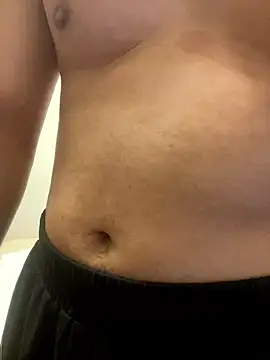 YU-KI00 online show from December 2025 12:55:01 PM