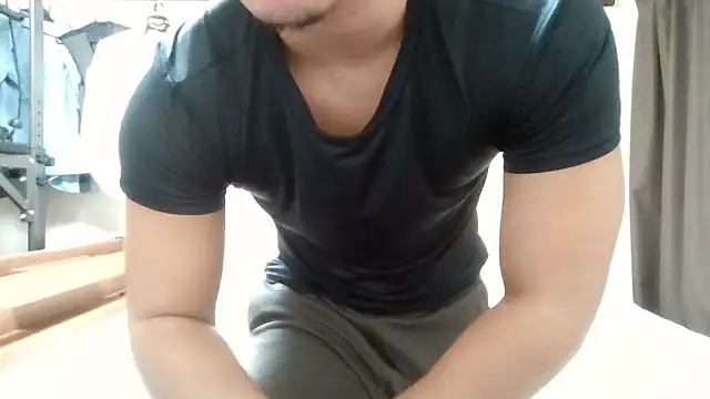 Snapshot of YU-KI00 chatting on October 2025 02:59:02 AM YU-KI00 online show from October 2025 02:59:02 AM