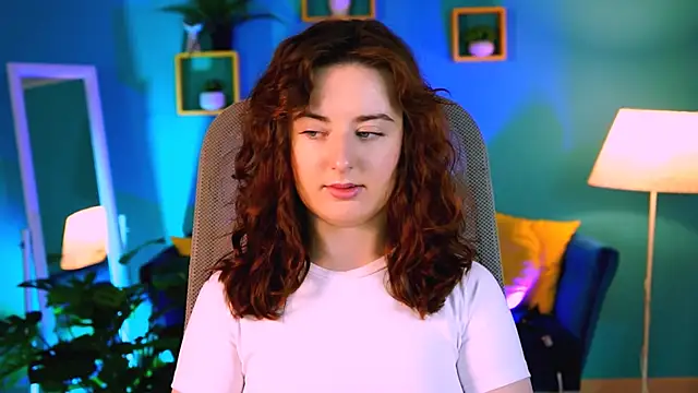 Snapshot of AnnTerry_ chatting on November 2025 08:41:01 AM AnnTerry online show from November 2025 08:41:01 AM