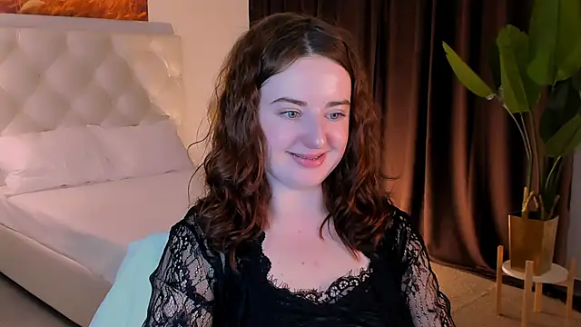 AnnTerry  online show from October 2025 12:24:01 PM
