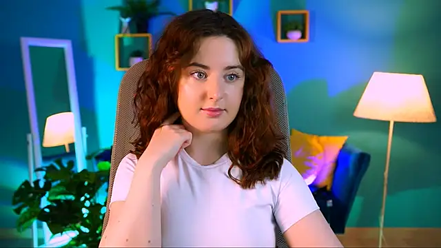 Snapshot of AnnTerry_ chatting on November 2025 08:29:01 AM AnnTerry online show from November 2025 08:29:01 AM