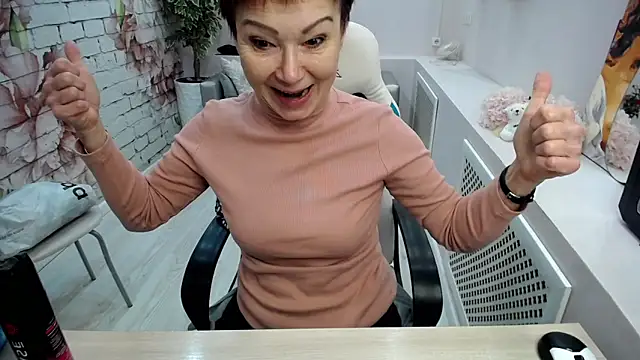 Snapshot of Cutie_Asya chatting on November 2025 04:13:02 AM Cutie Asya online show from November 2025 04:13:02 AM