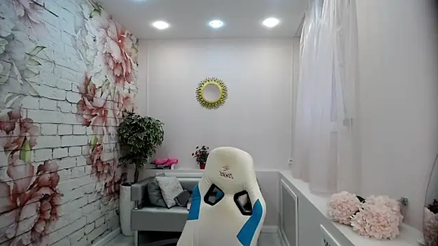 Snapshot of Cutie_Asya chatting on October 2025 04:28:02 AM Cutie Asya online show from October 2025 04:28:02 AM