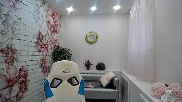 Snapshot of Cutie_Asya chatting on October 2025 04:25:01 AM Cutie Asya online show from October 2025 04:25:01 AM