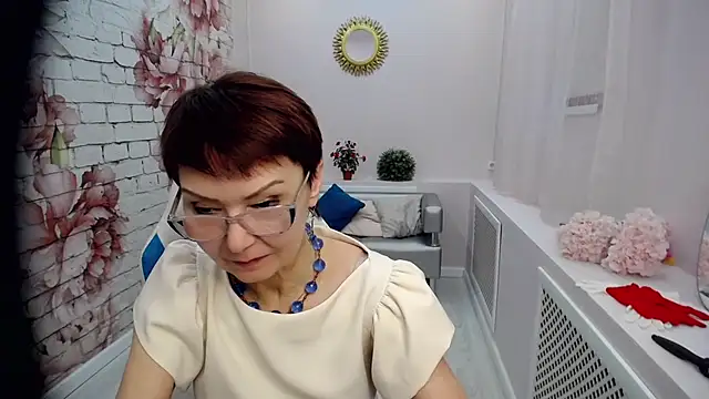 Snapshot of Cutie_Asya chatting on February 2025 11:33:01 AM Cutie Asya online show from February 2025 11:33:01 AM