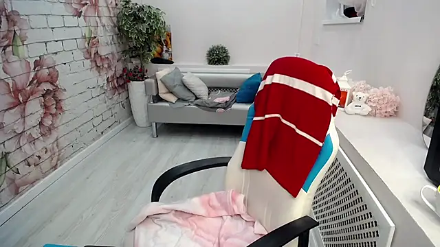 Snapshot of Cutie_Asya chatting on February 2026 04:33:01 AM Cutie Asya online show from February 2026 04:33:01 AM