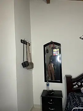 emilie xx  online show from March 2026 06:02:01 PM