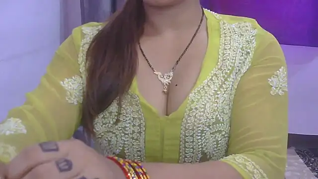 Snapshot of cutie-taara chatting on September 2025 04:16:01 AM cutie-taara online show from September 2025 04:16:01 AM