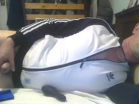 frank32love online show from January 2025 12:45:01 AM