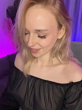 Snapshot of Eva_Millss chatting on January 2025 07:27:01 PM Eva Millss online show from January 2025 07:27:01 PM