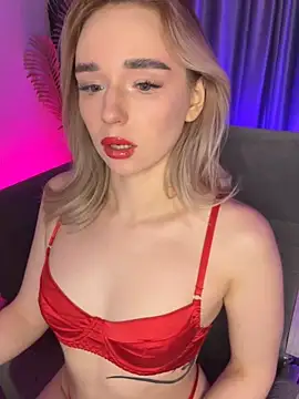 Snapshot of Eva_Millss chatting on December 2024 04:58:01 PM Eva Millss online show from December 2024 04:58:01 PM