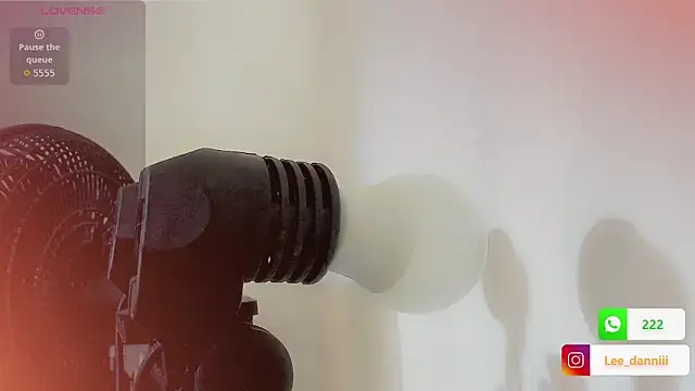 DanniLee  online show from March 2026 07:10:01 PM