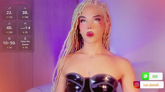 DanniLee  online show from March 2026 07:03:02 PM