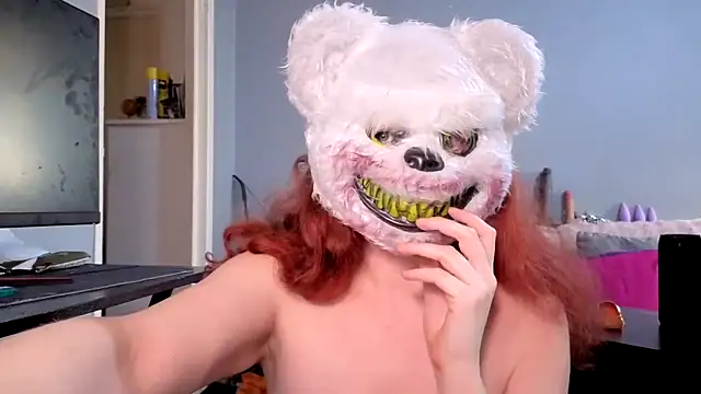 ENGLISHEMILY 69 online show from November 2025 11:36:02 AM