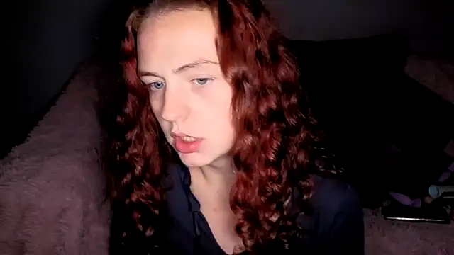 ENGLISHEMILY 69 online show from October 2025 07:49:02 PM