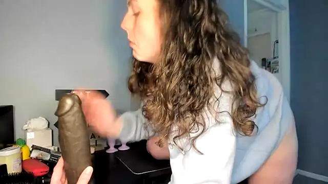 ENGLISHEMILY 69 online show from March 2025 01:19:02 PM