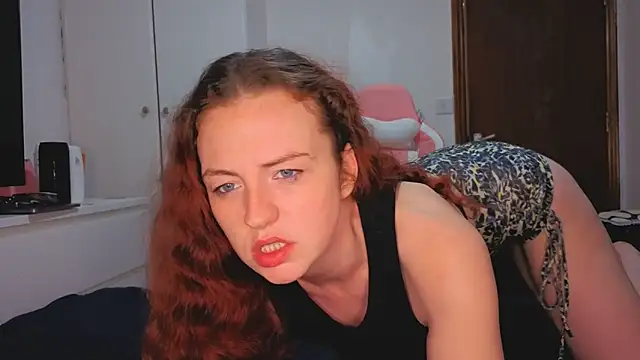 ENGLISHEMILY 69 online show from February 2026 08:52:02 PM