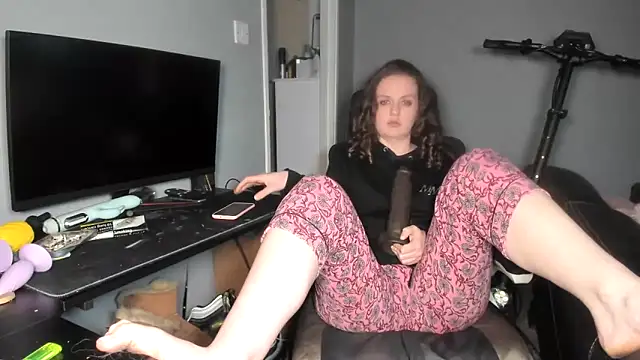 ENGLISHEMILY 69 online show from February 2025 11:37:02 PM