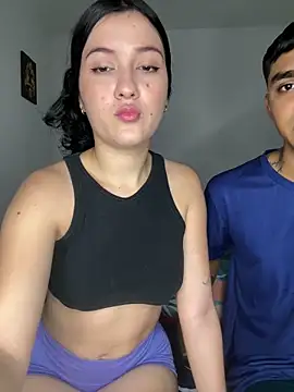 Jonlis01 online show from February 2026 07:00:02 PM