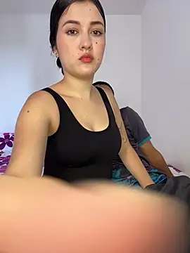 Jonlis01 online show from June 2026 04:18:01 PM