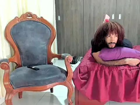 KarlMarley1 online show from September 2025 12:55:01 PM