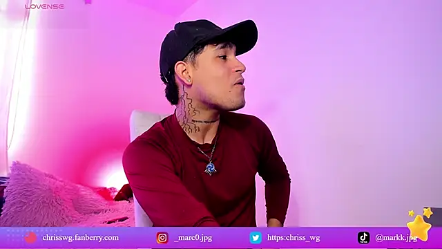 Snapshot of christianwang chatting on December 2025 08:22:01 PM christianwang online show from December 2025 08:22:01 PM