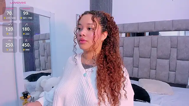 zulyjones online show from February 2026 12:38:01 PM