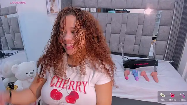 zulyjones online show from March 2026 12:37:02 PM