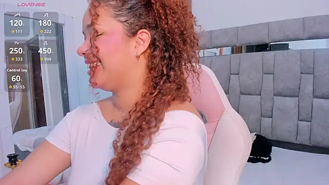 zulyjones online show from February 2026 12:48:02 PM