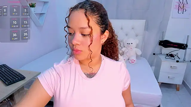 zulyjones online show from February 2026 01:56:01 PM