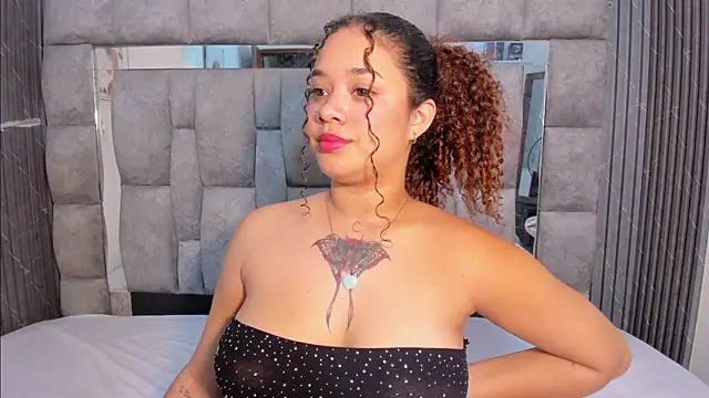 zulyjones online show from November 2025 01:11:01 PM