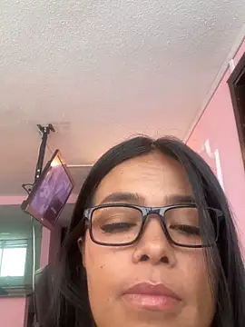 Snapshot of GoddessMeegan chatting on September 2025 11:47:02 AM GoddessMeegan online show from September 2025 11:47:02 AM