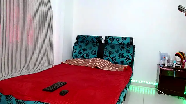 carolanyi online show from February 2026 07:36:01 PM