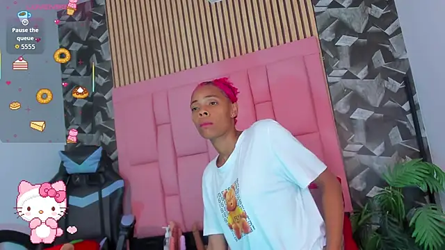 Brithanyslim online show from December 2025 03:55:01 PM