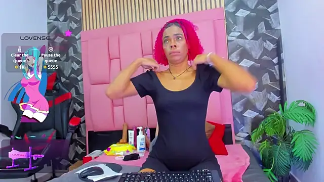 Brithanyslim online show from March 2026 06:28:02 PM