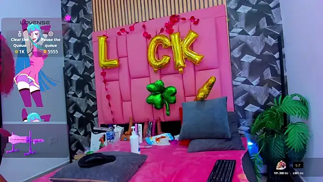 Brithanyslim online show from March 2026 07:37:02 PM