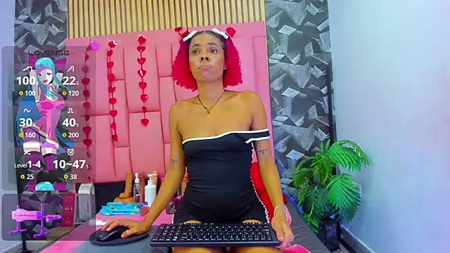 Brithanyslim online show from March 2026 07:08:02 PM