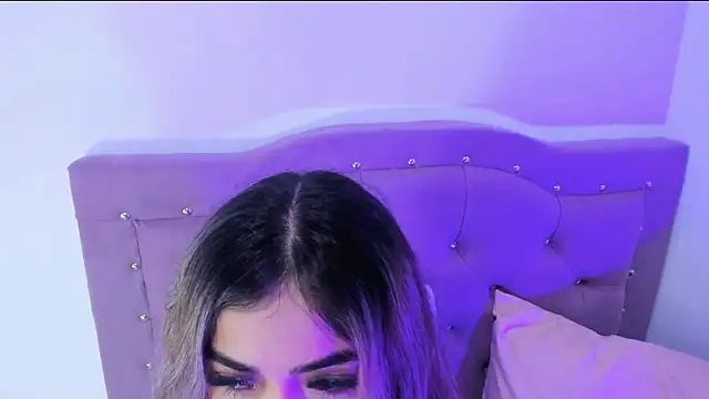 Annyy Ricee28 online show from September 2025 01:22:02 PM