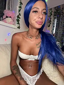 Snapshot of mrs_skinny_goddess chatting on July 2026 05:57:01 PM mrs skinny goddess online show from July 2026 05:57:01 PM