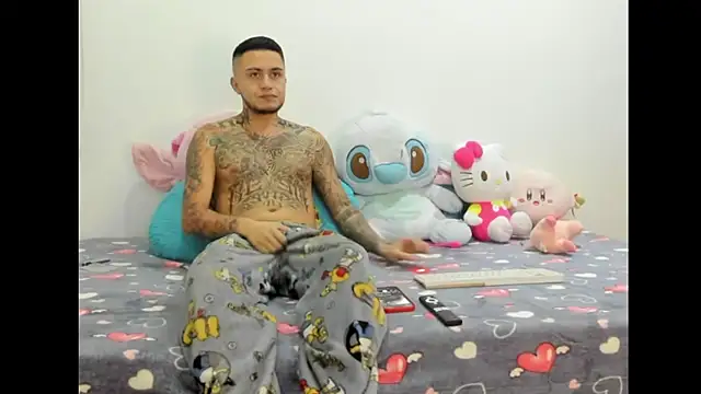 Snapshot of tamy_ian chatting on February 2026 10:00:01 AM tamy ian online show from February 2026 10:00:01 AM