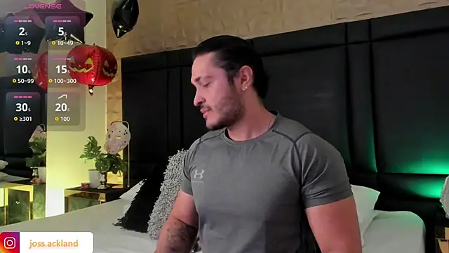 Snapshot of JossAckland chatting on October 2025 08:06:02 PM JossAckland online show from October 2025 08:06:02 PM