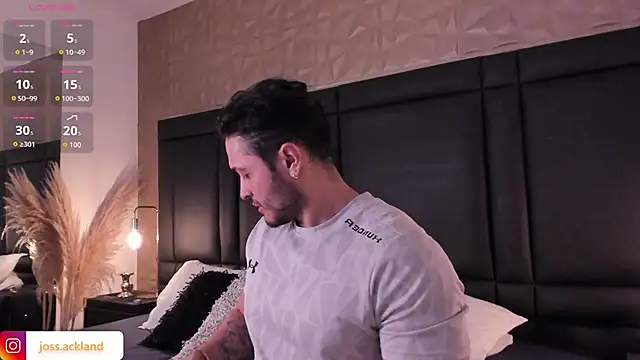 Snapshot of JossAckland chatting on December 2025 07:55:02 PM JossAckland online show from December 2025 07:55:02 PM