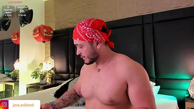 Snapshot of JossAckland chatting on October 2025 07:55:02 PM JossAckland online show from October 2025 07:55:02 PM