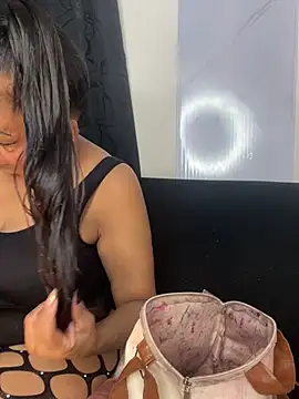 chiquimaturesexy online show from February 2026 07:43:01 PM