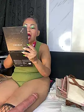 chiquimaturesexy online show from March 2026 08:36:01 PM